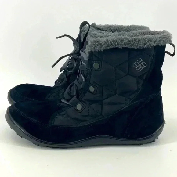 COLUMBIA  WOMEN WINTER BOOTS - Picture 1 of 8